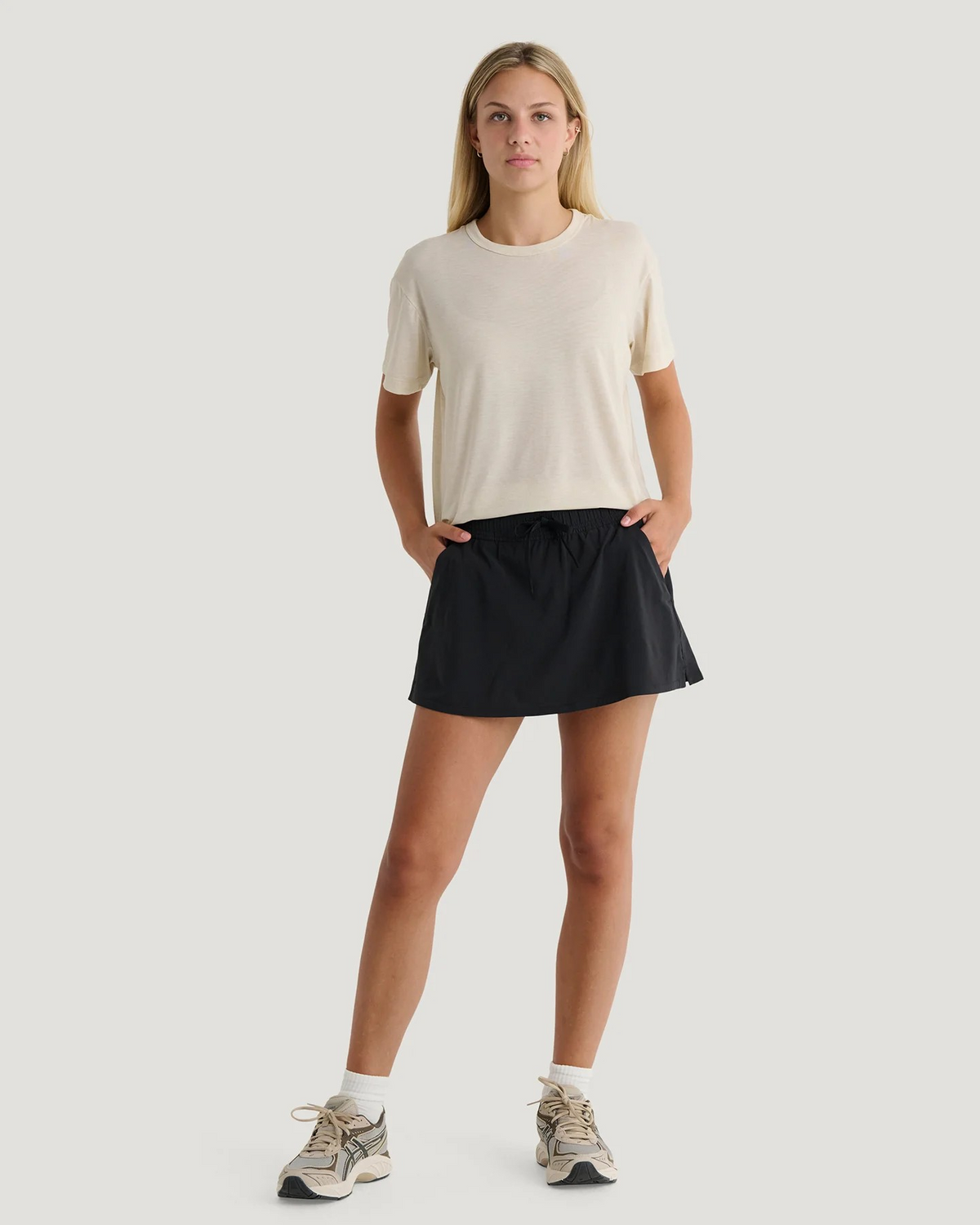 FREE FLY BLACK WOMEN'S DRIFTLIGHT SKIRT