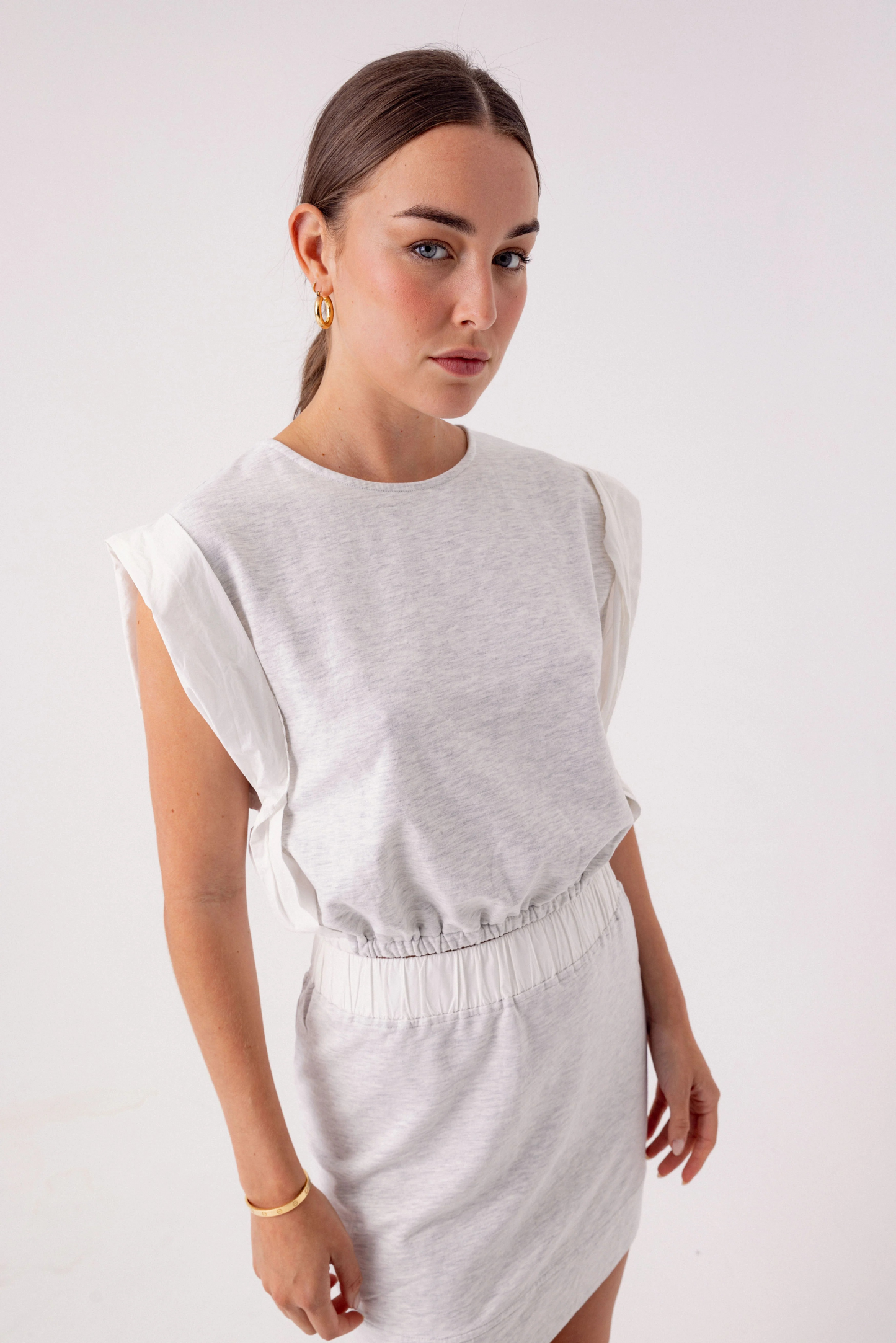 SUNDAYS LIGHT HEATHERED GREY SILAS TOP